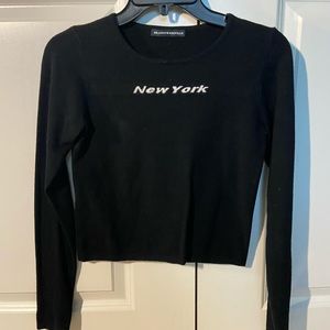 BRANDY MELVILLE CROPPED LONG SLEEVE TOP